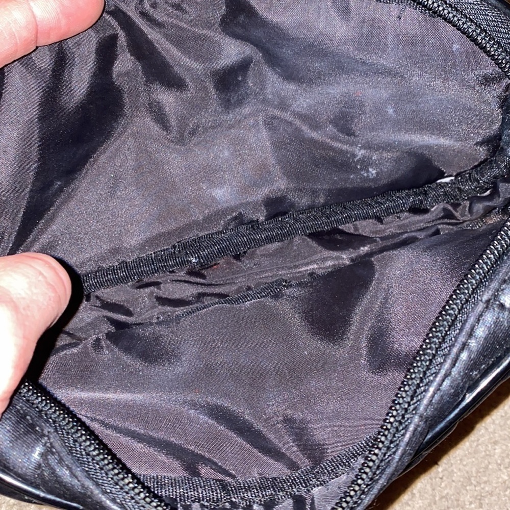 EUC Betsey Johnson  Besteyville, Black, Star Makeup Bag - Picture 8 of 8